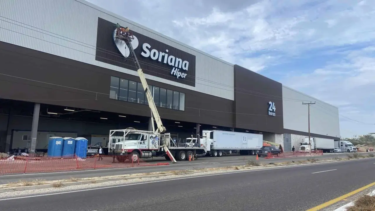 La nueva tienda de Soriana Híper, de El Tezal de Cabo San Lucas, está por ser inaugurada. Foto: Red Joven Los Cabos