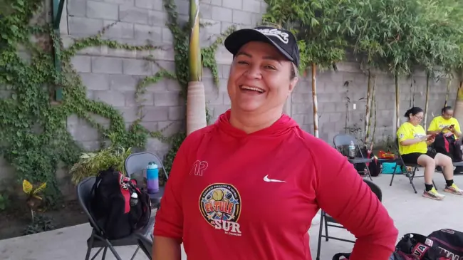 María Luisa Braz inició su pasión del softbol en Villa Juárez, Navolato