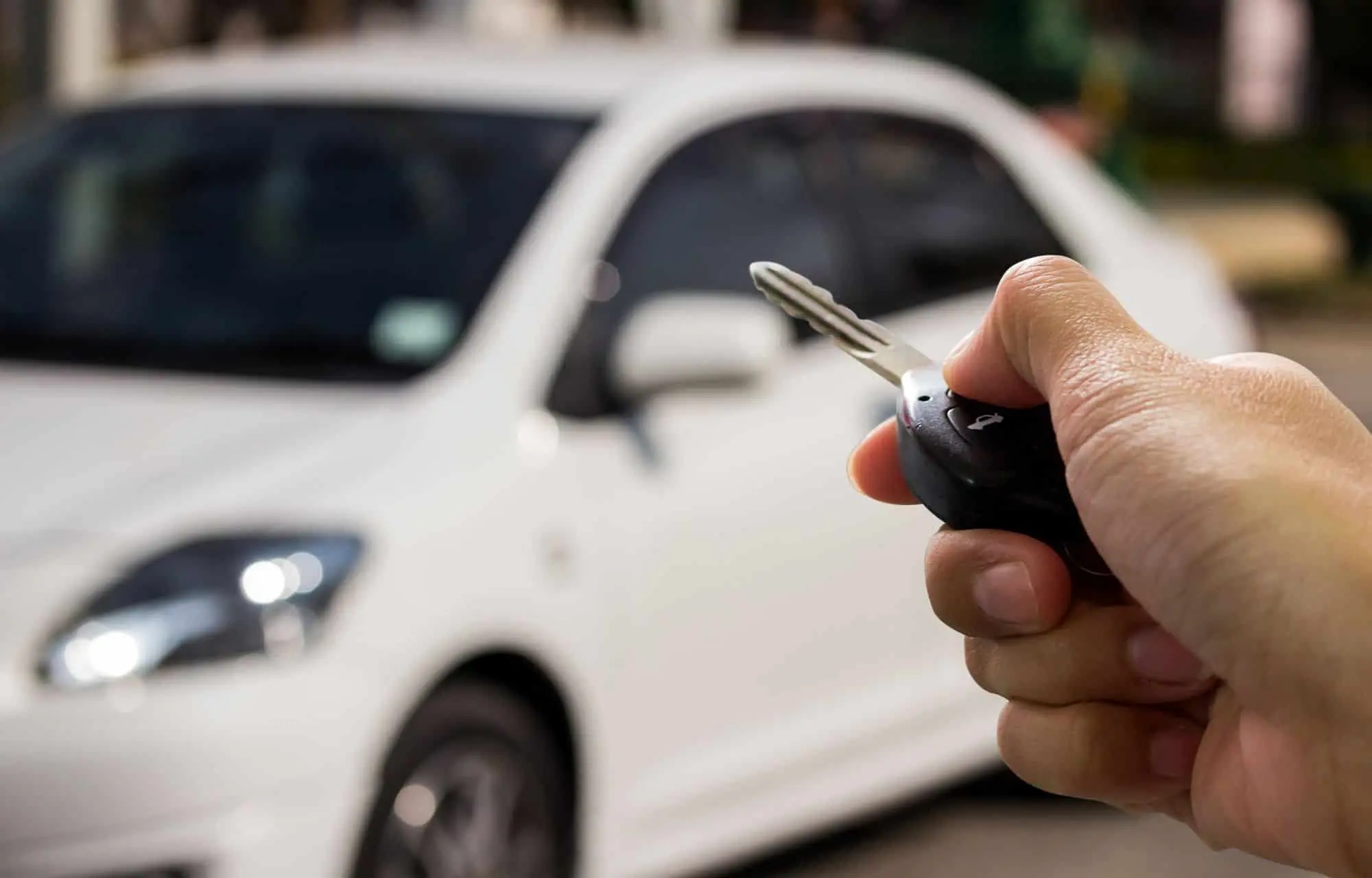 SAT advierte a quienes compren o vendan un auto usado