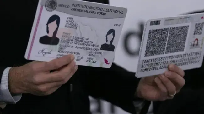 El número de identificación es uno de los elementos que conforman la credencial del INE.