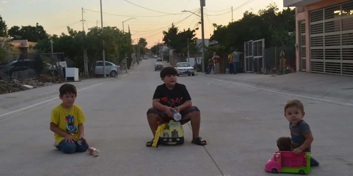 La alegría y gratitud de los vecinos beneficiados demuestran el impacto positivo de estas acciones en sus vidas.