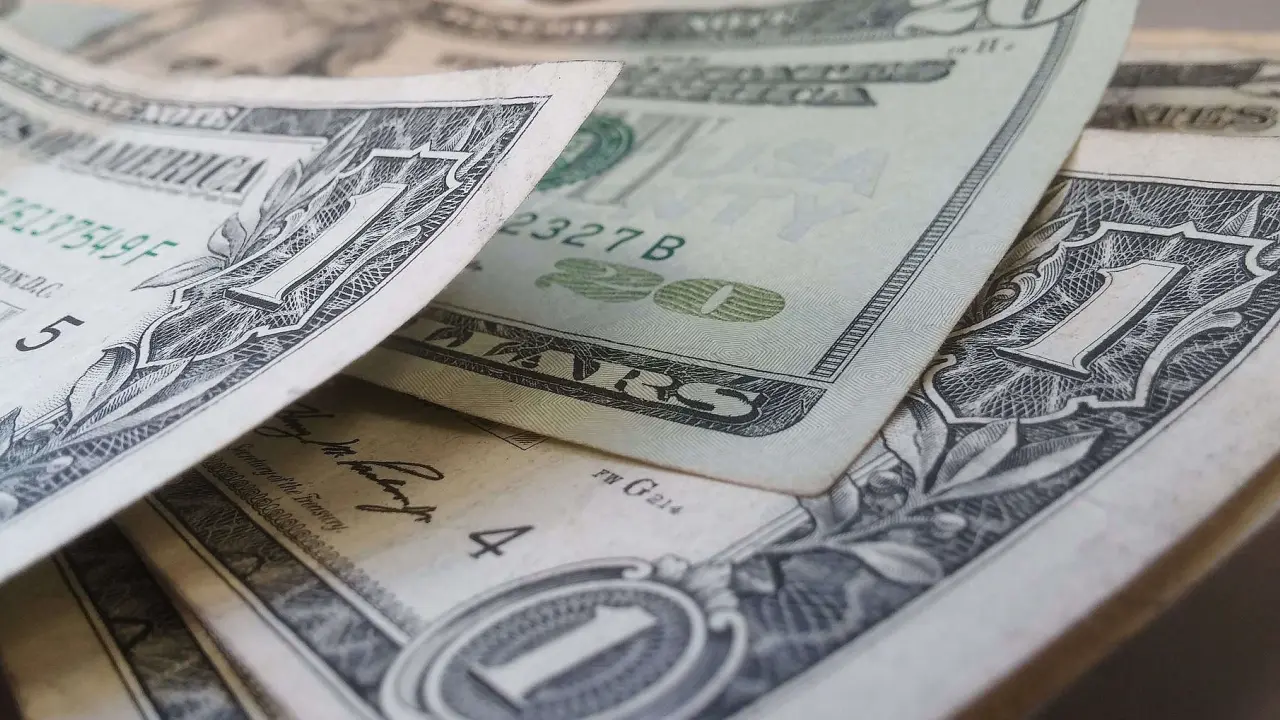 Precio del dólar hoy jueves 11 de julio de 2024.