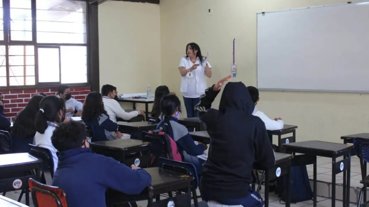 Consulta la convocatoria de Becas de Aprovechamiento en el Estado de México. Foto: Cortesía