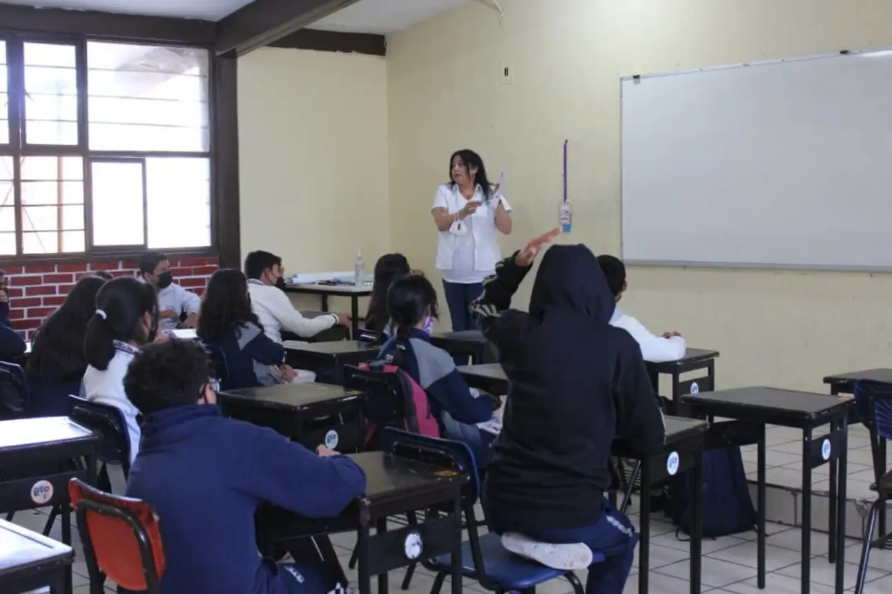 Consulta la convocatoria de Becas de Aprovechamiento en el Estado de México. Foto: Cortesía