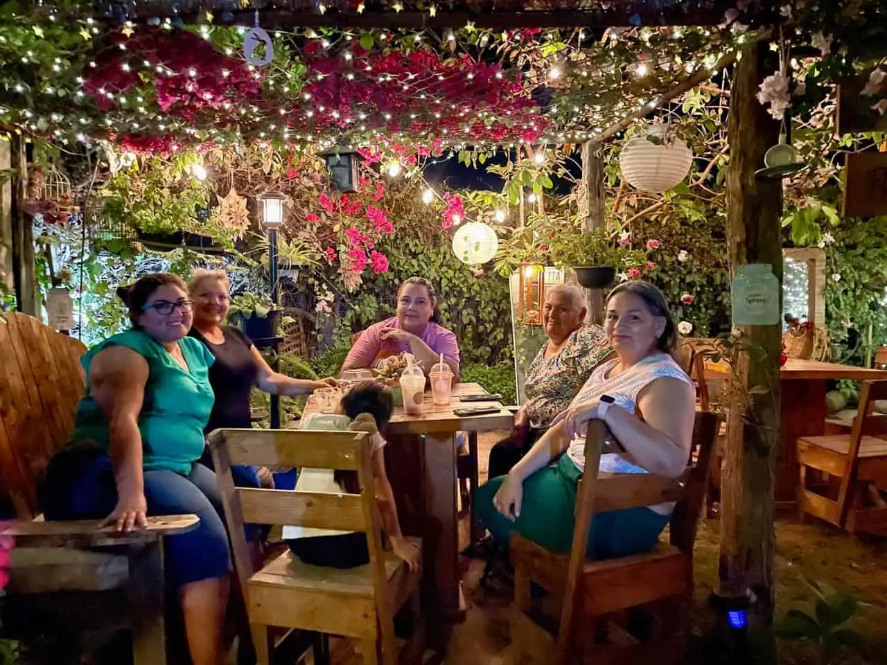 Flor es Ser se ha convertido en un punto de reunión en La Palma, Navolato. 