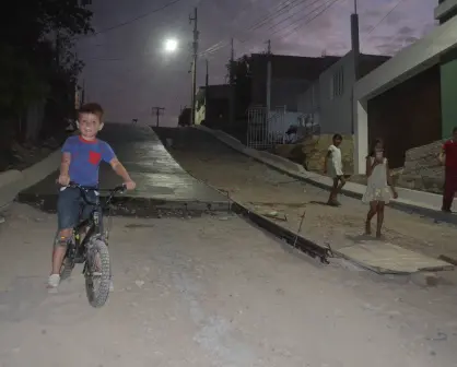 ¡Tras 30 años de espera! En la Renato Vega Amador en Culiacán dejarán atrás el polvo con la pavimentación de calles