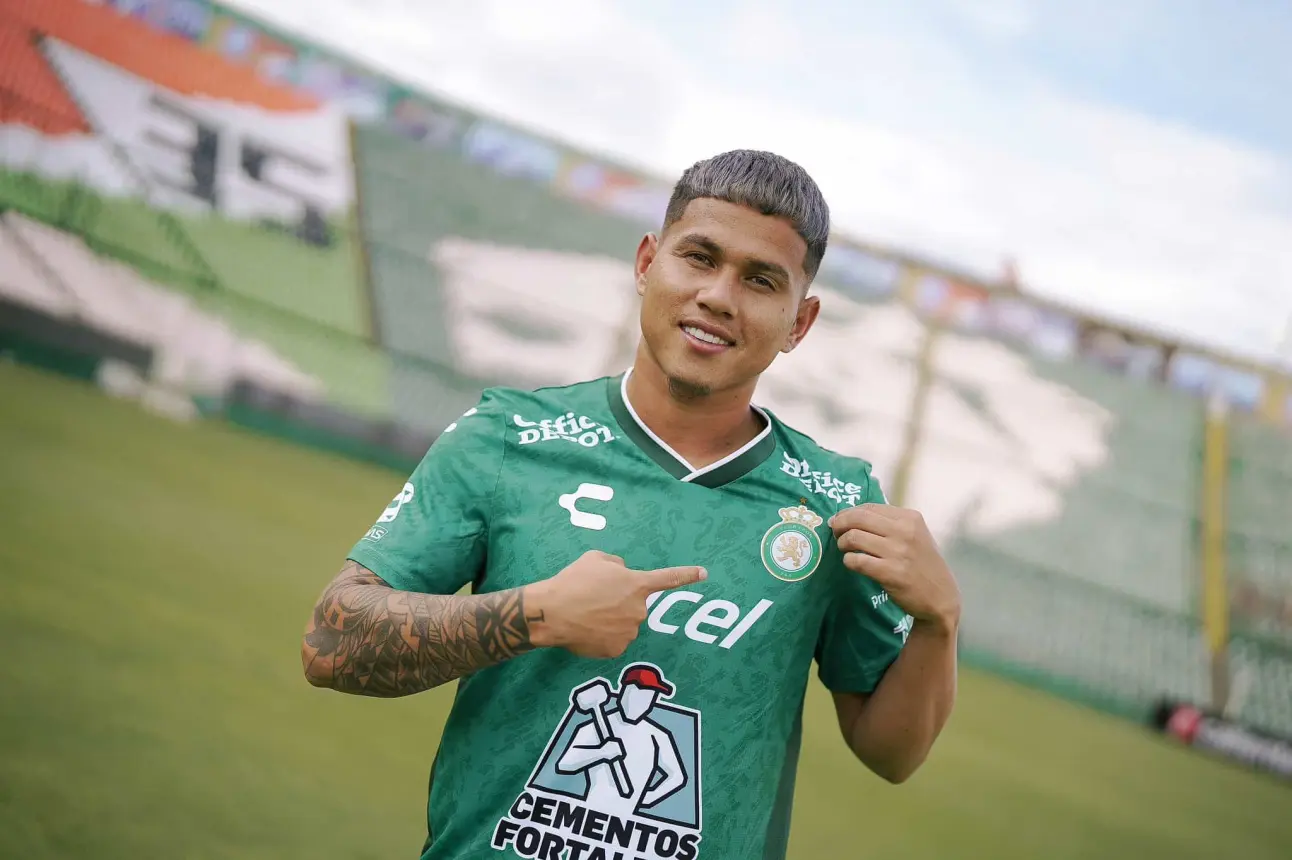 León anunció a Jordy Alcivar | Imagen: @clubleonfc