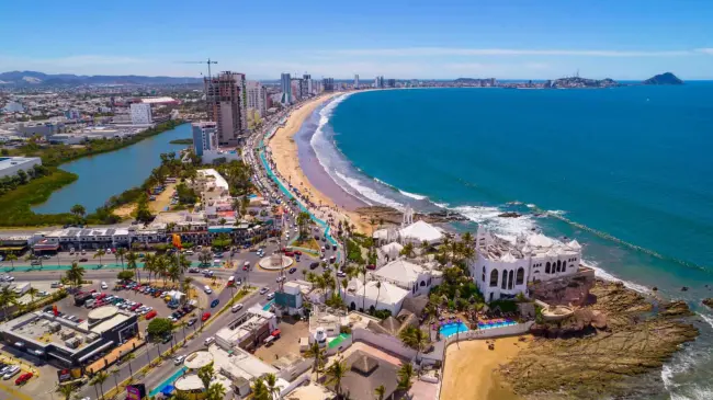Mazatlán, Sinaloa, está plagado de hermosos lugares para disfrutar durante este periodo vacacional.