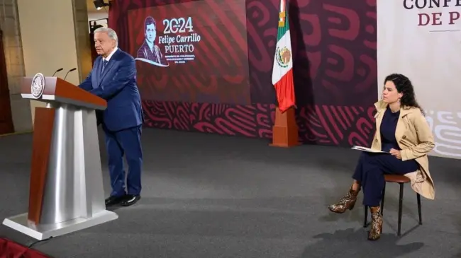 Andrés Manuel López Obrador durante la Mañanera de este miércoles 17 de julio del 2024.