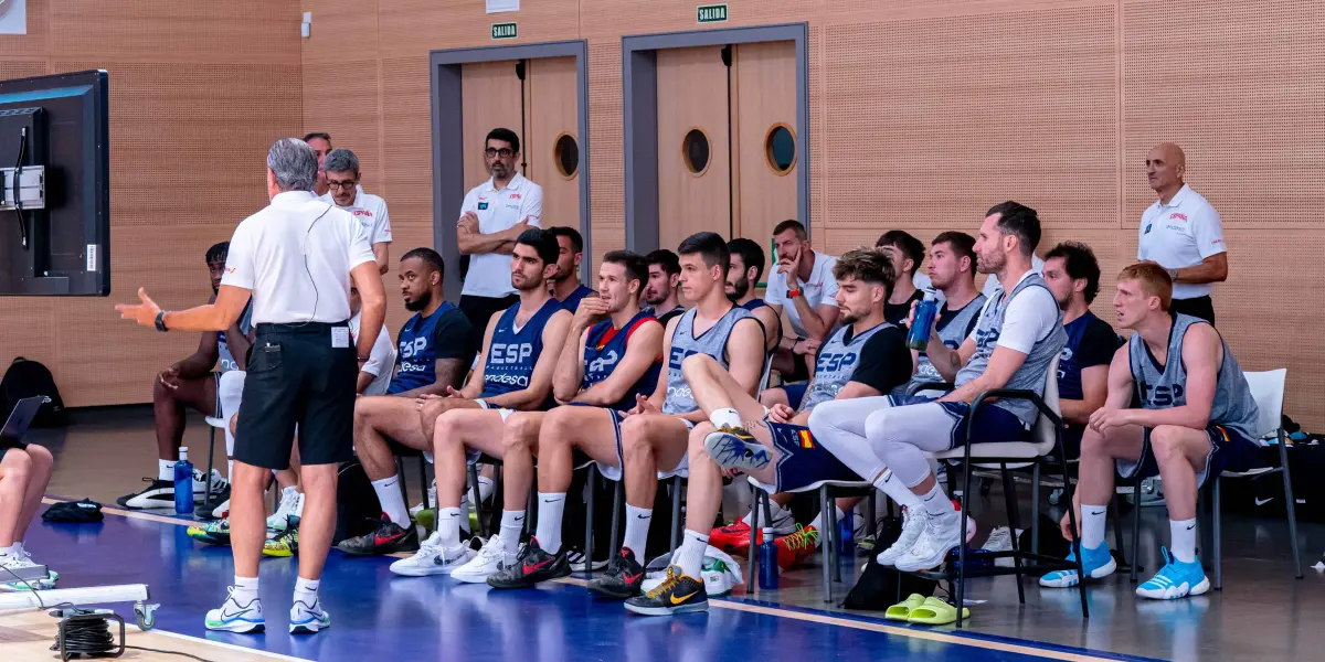 España debutará ante Australia | Imagen: @BaloncestoESP