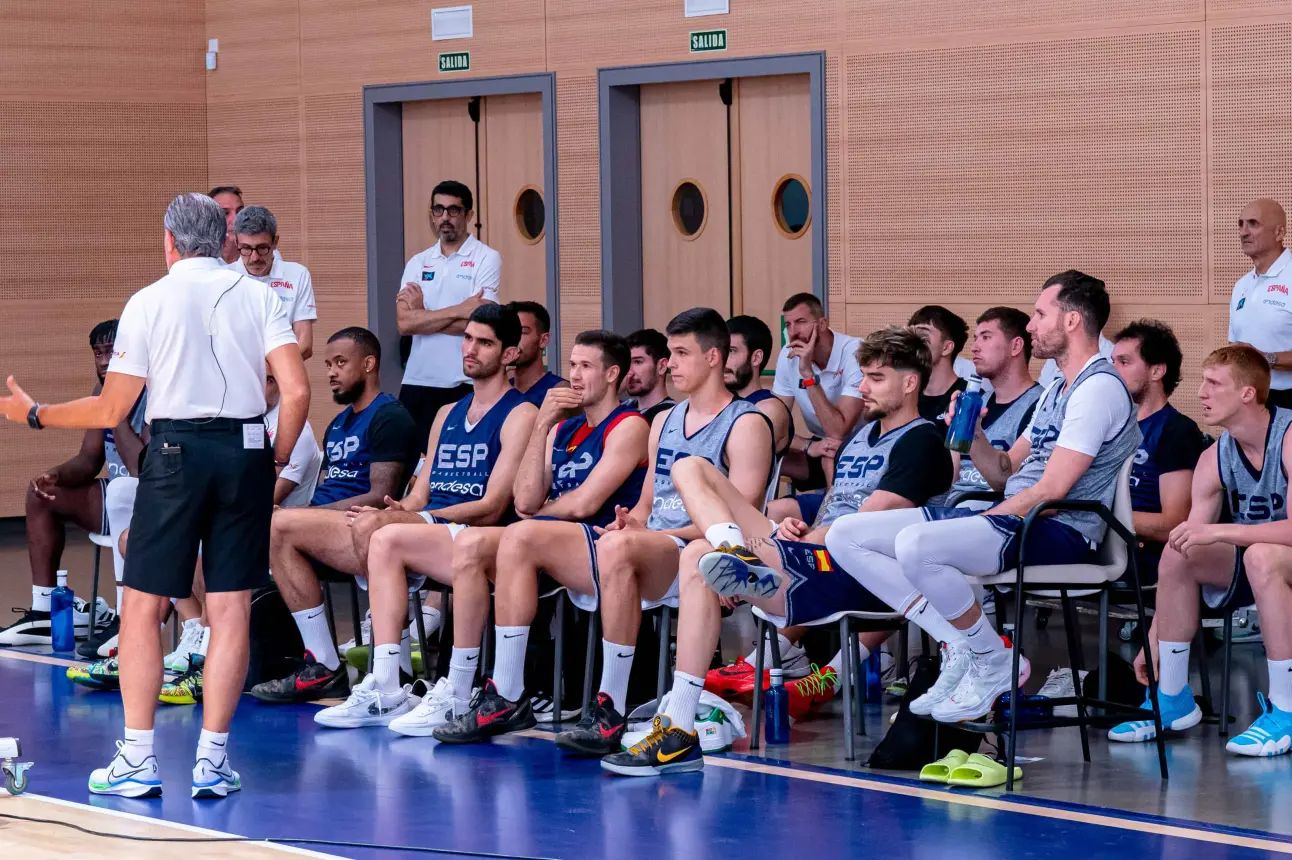 España debutará ante Australia | Imagen: @BaloncestoESP