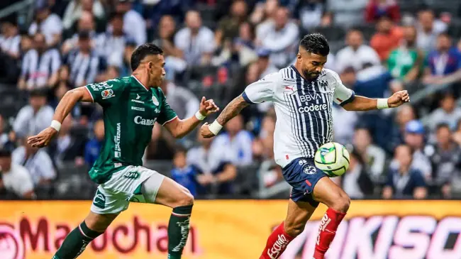 Rodrigo Aguirre podría debutar ante Juárez | Imagen: @rodrigooaguirre