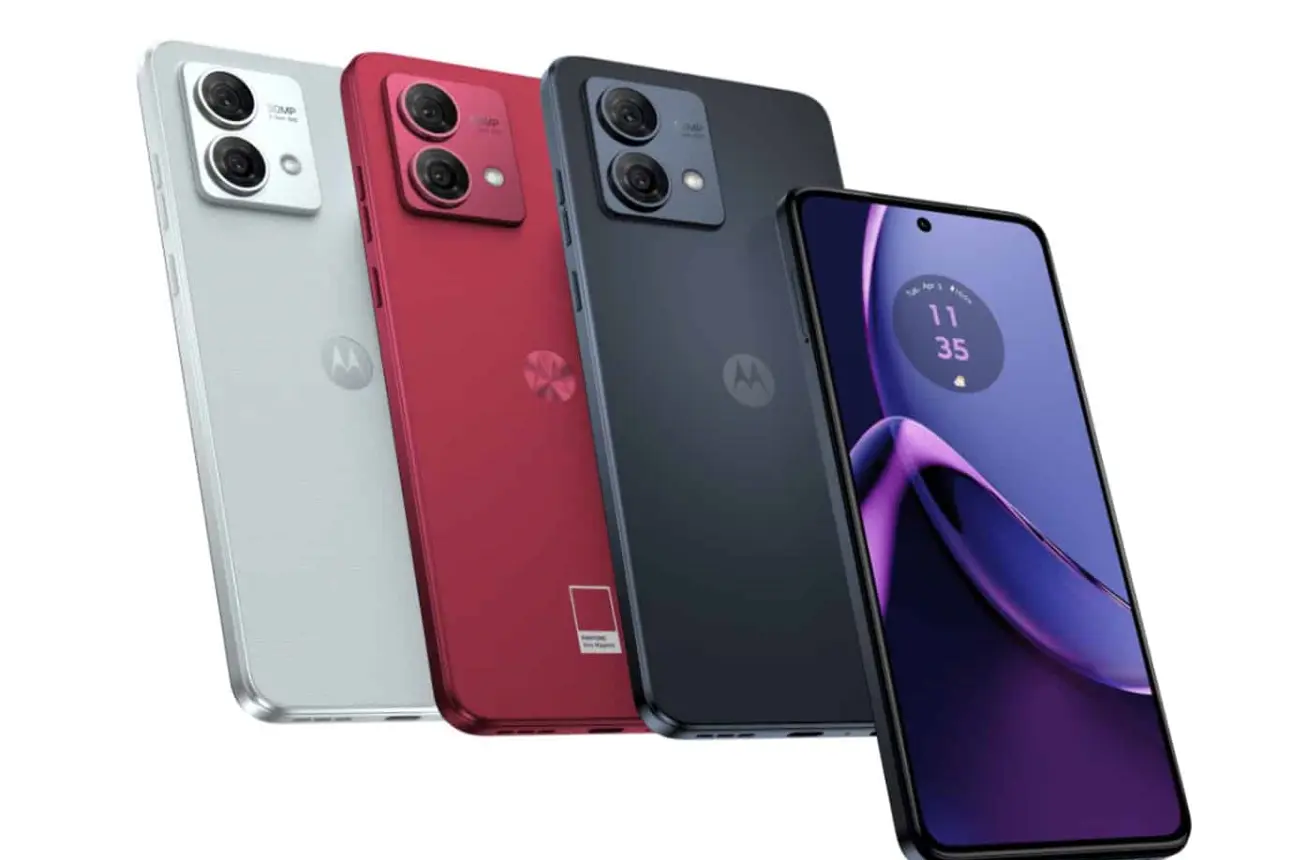 El Motorola Moto G84 está equipado con una pantalla pOLED de 6, 5 pulgadas. Foto: Cortesía