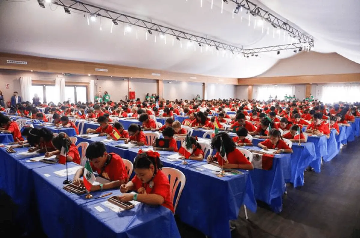 Estudiante de Nuevo León gana campeonato internacional de aritmética mental en España