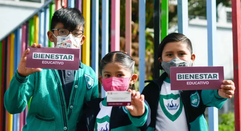 Mi Beca para Empezar, realiza este trámite para recibir el pago de uniformes y útiles escolares