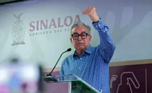 Pagan aumento salarial de maestros jubilados en Sinaloa