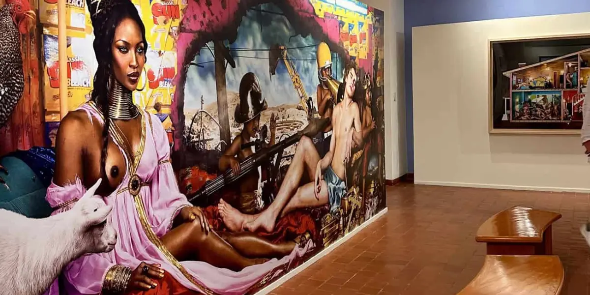 Palacio de Minería en CDMX expone obra del fotógrafo David LaChapelle.