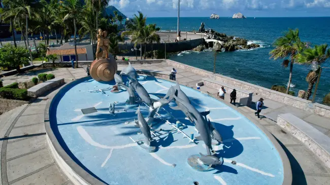 Monumento “A la Continuidad de la vida”.