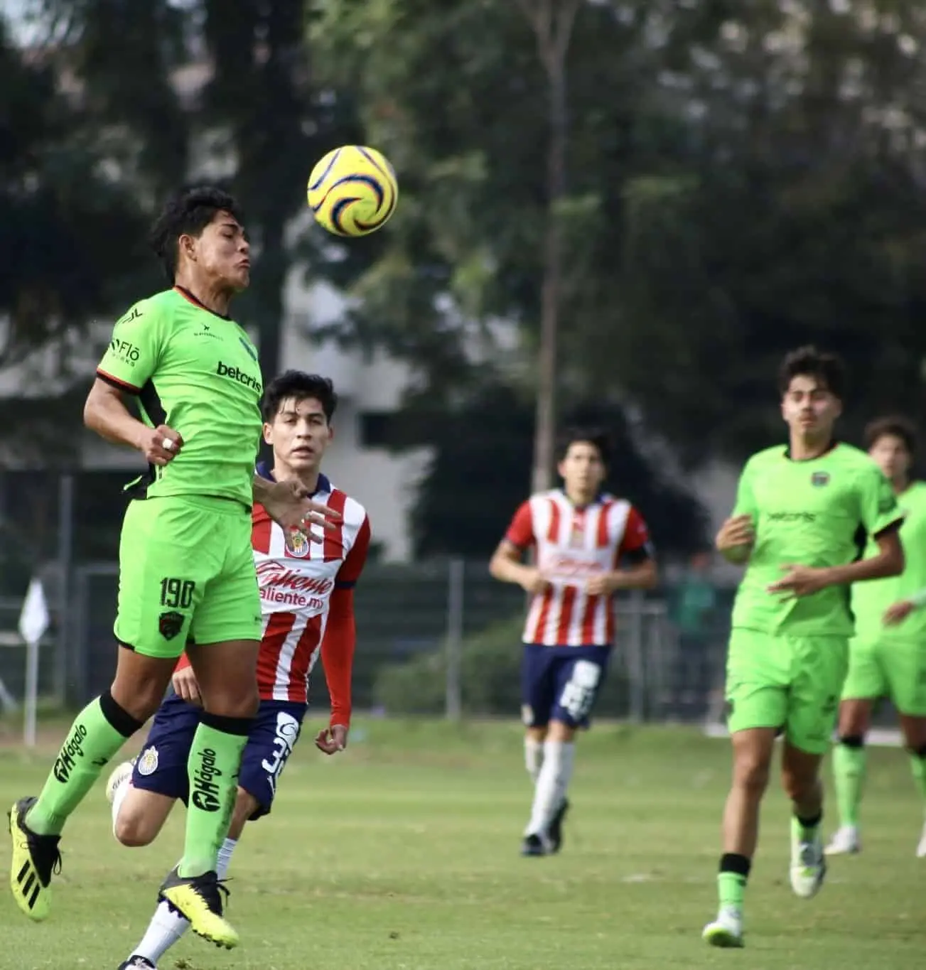 Ángel Zapata con los bravos | Imagen: @fcjuarezoficial