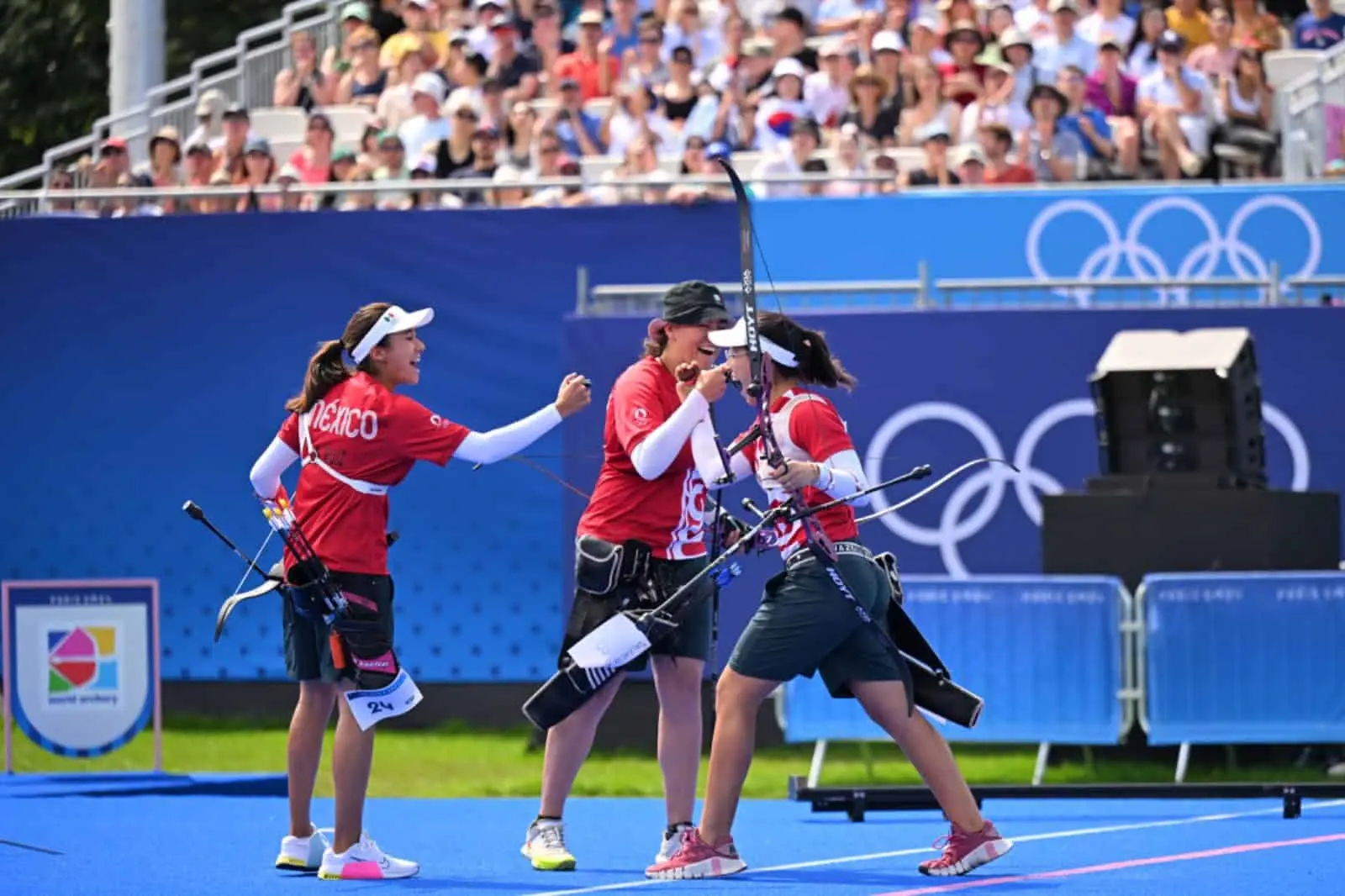 Equipo de tiro con arco femenil mexicano | Imagen: @COM_Mexico