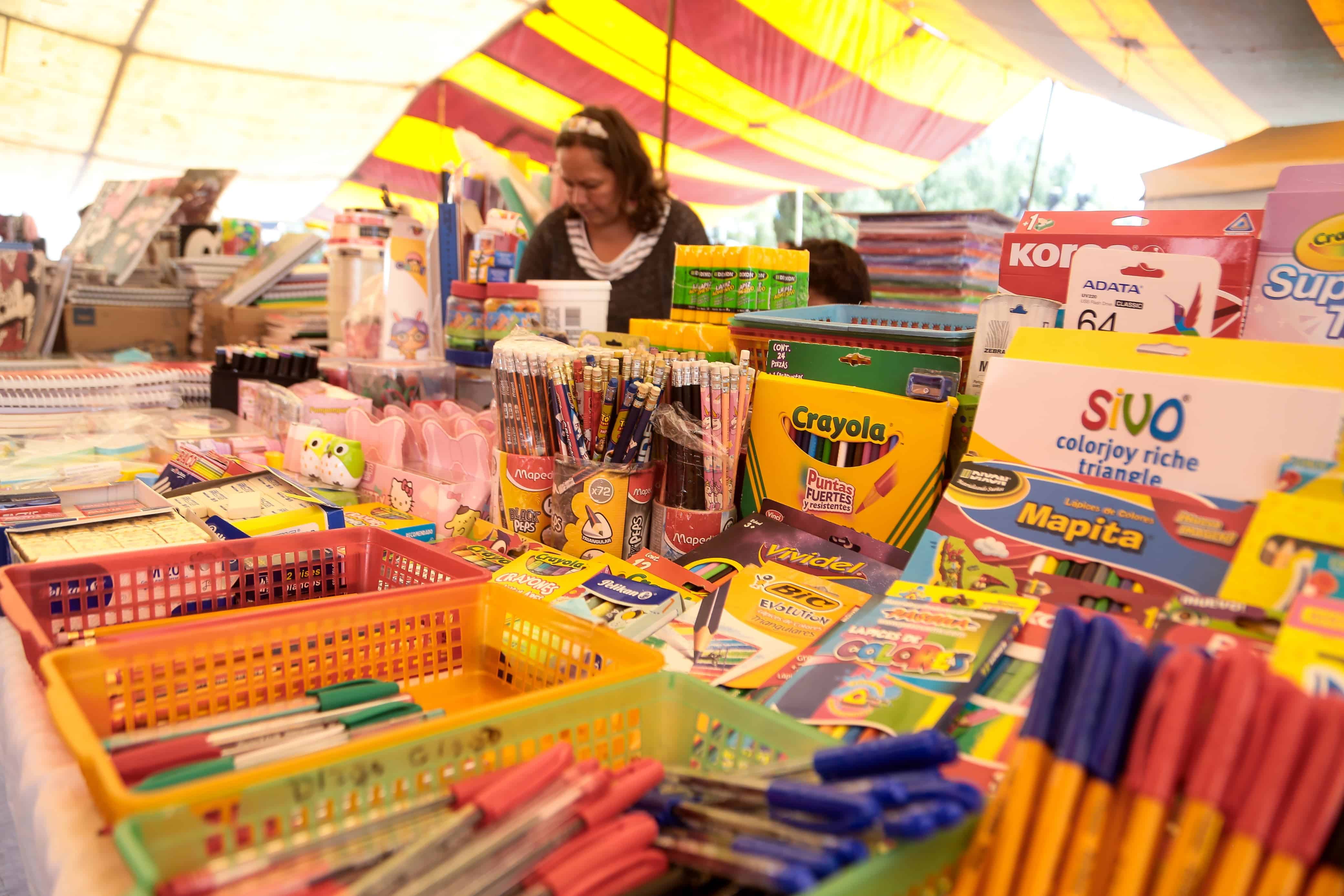 Ya inició la Feria del Regreso a Clases en Ecatepec, Estado de México. Foto: Cortesía