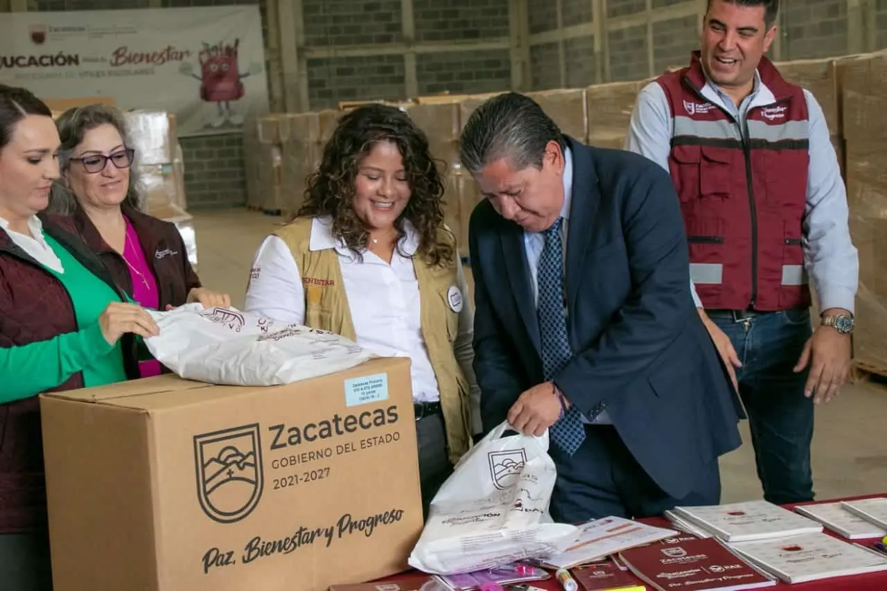 Ya están listos los paquetes de útiles escolares que se van a entregar gratis en Zacatecas. Foto: Cortesía