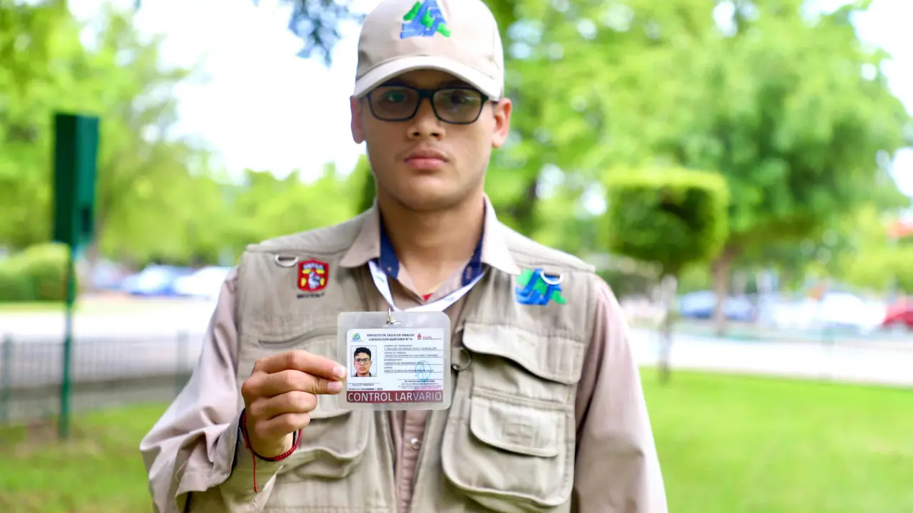 Así puedes identificar a un promotor de salud del área de vectores.