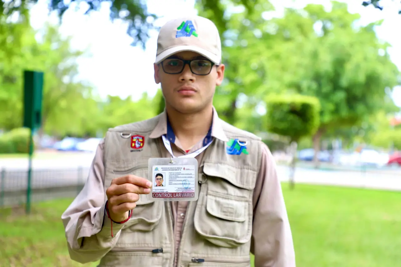 Así puedes identificar a un promotor de salud del área de vectores.