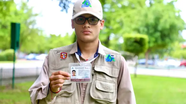 Así puedes identificar a un promotor de salud del área de vectores.