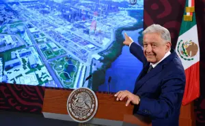 AMLO: Dinero para construir Dos Bocas salió del ahorro por el combate al Huachicol