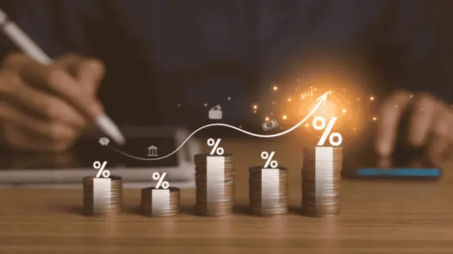 Ahorrar es clave para alcanzar tus metas financieras. Foto: Cortesía