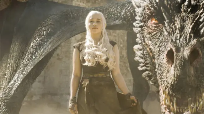 Daenerys Targaryen, última descendiente de la casa Targaryen. Foto: HBO