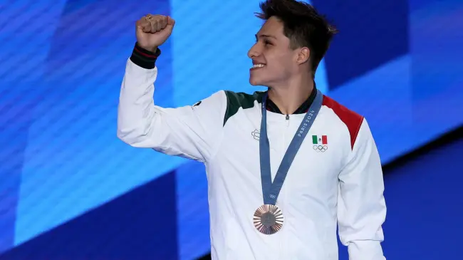 Esta es la suma que ganó Osmar Olvera al ganar dos medallas olímpicas.