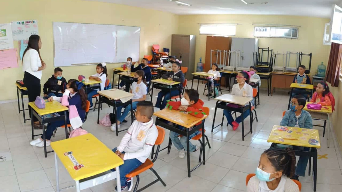 Consulta la convocatoria de becas para estudiantes de primarias particulares en el Estado de México. Foto: Cortesía