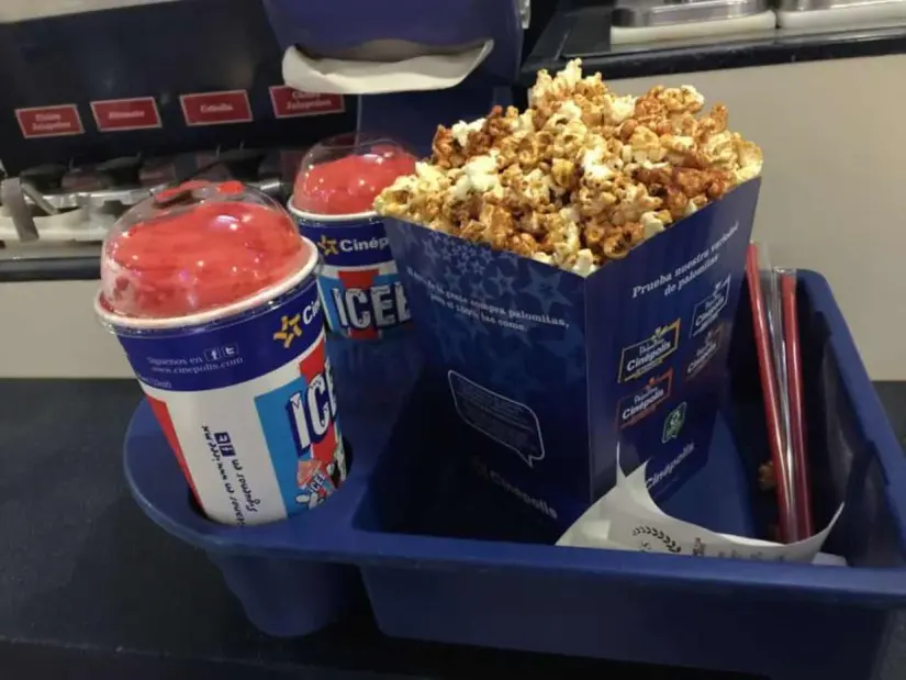 El Combo ICEE una de las opciones que hay en el menú de Cinépolis