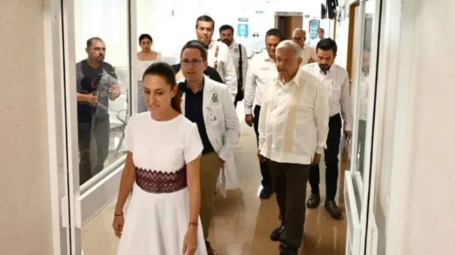 AMLO y Claudia Sheinbaum dan un recorrido por el Hospital General “Dr. Bernardo J. Gastélum” en Culiacán, Sinaloa.