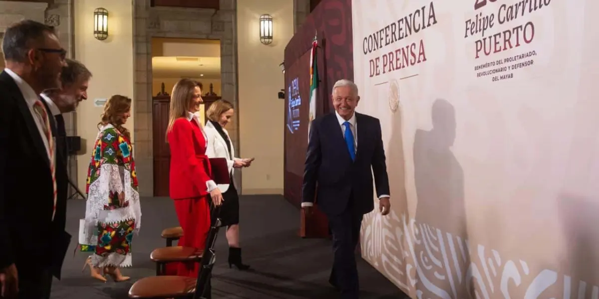 Andrés Manuel López Obrador durante la mañanera de este lunes 12 de agosto.