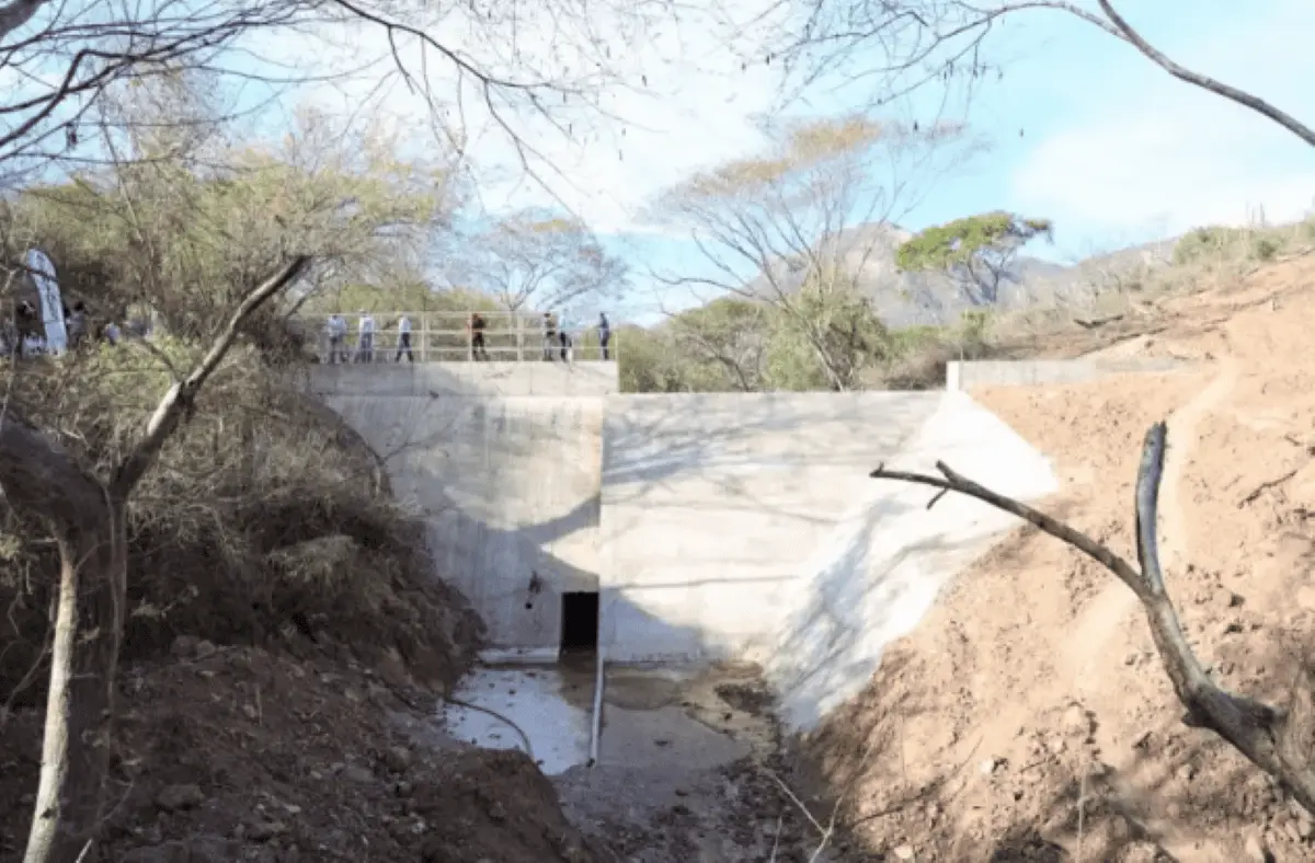 Construcción de represas en poblaciones con sequía en Sinaloa