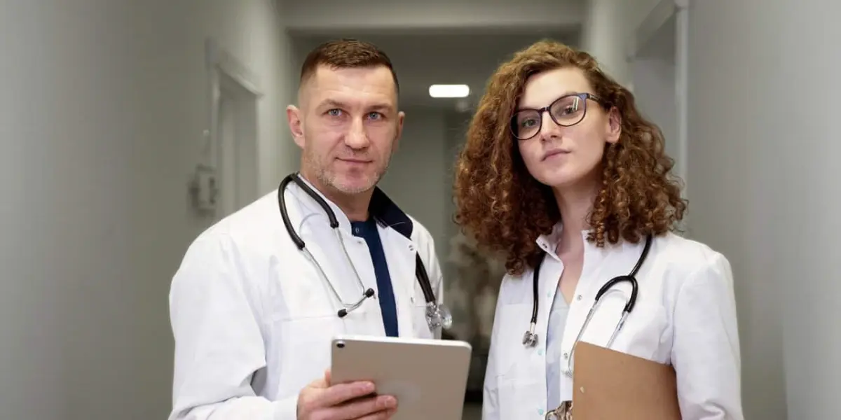 Médicos MIR. Foto: (https://www.freepik.es)