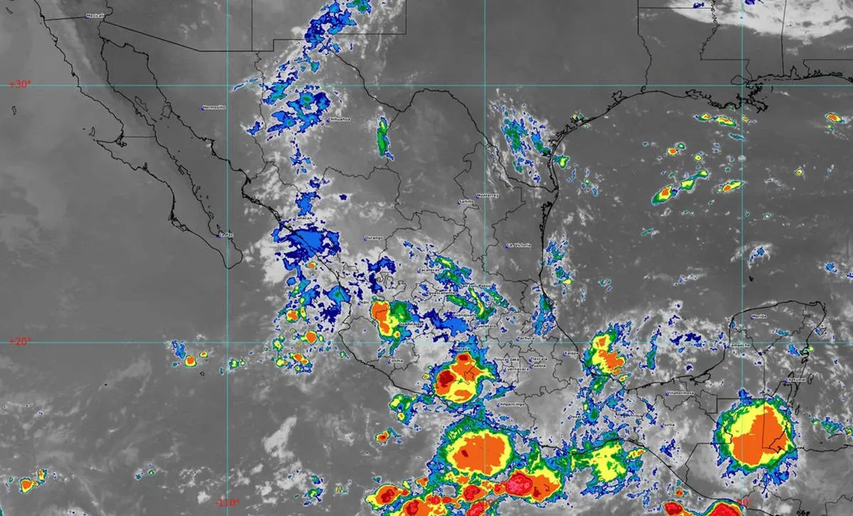 Aunque se esperan lluvias durante el día, la temperaturas estarán fuertes hoy en Sinaloa.