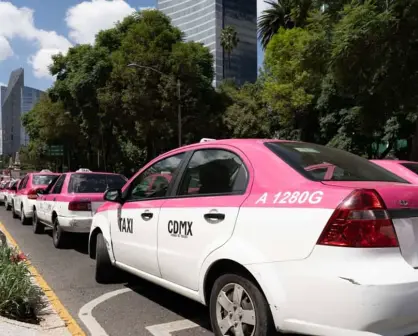 Mira lo que hizo este taxista de la CDMX al hallar esta valiosa suma de dinero