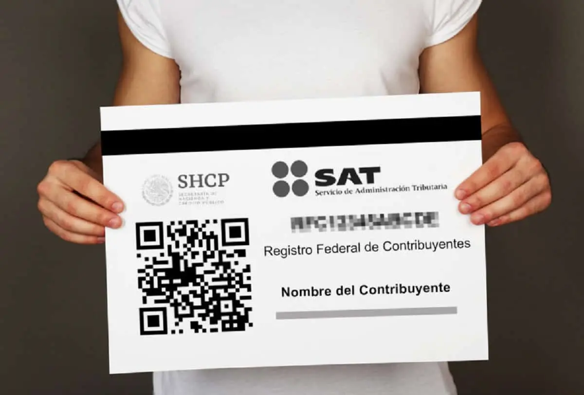 Conoce como realizar el trámite para el RFC. Foto: SAT