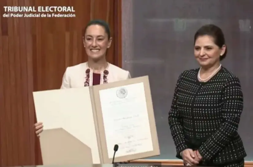 Claudia Sheinbaum recibe constancia del TEPJF como presidenta electa de México