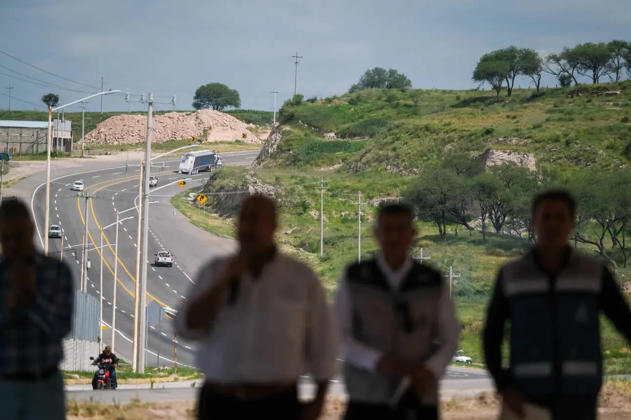 Enrique Alfaro, gobernador de Jalisco durante la inauguración del Libramiento carretero de San Juan de los Lagos.