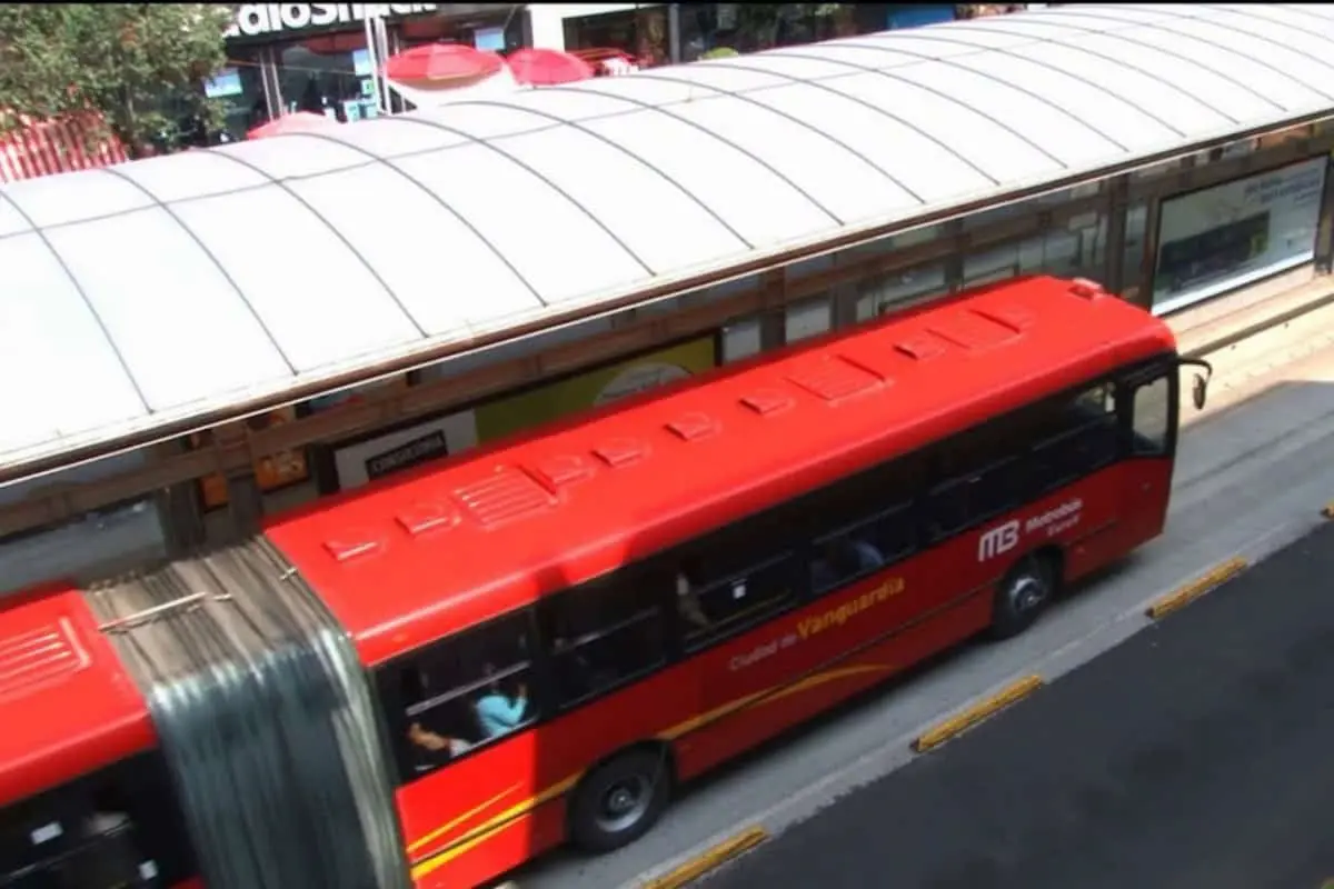 El Metrobús representa diversas ventajas para la movilidad en Culiacán. Foto: UAS