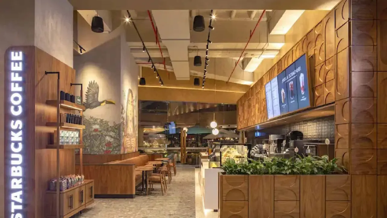Starbucks Ecuador.
