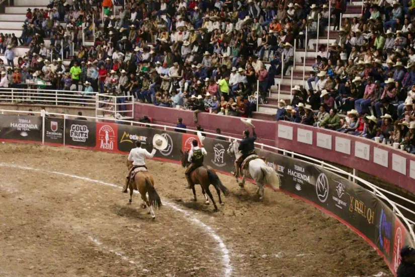 Gran asistencia al encuentro de Charros de Acero 2024.