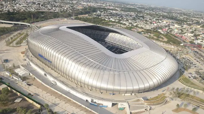 Descubre la Pasión Futbolera en el Estadio BBVA de Monterrey.