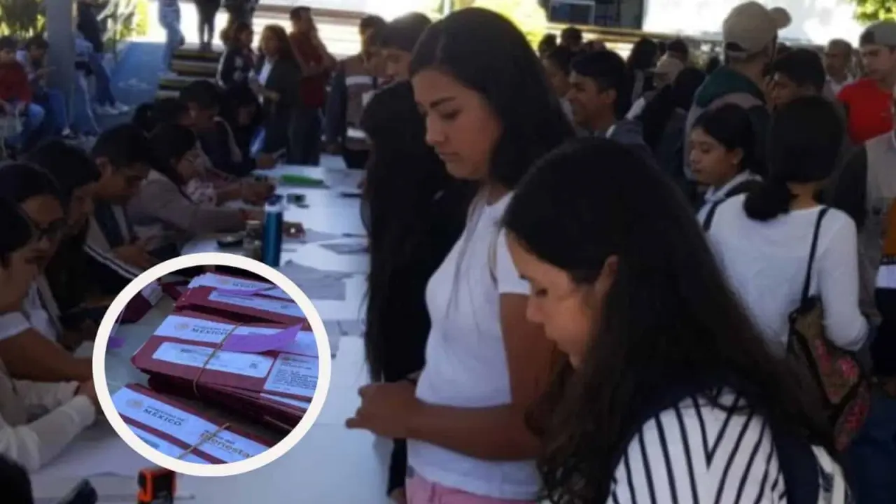La Beca Benito Juárez apoyo a los estudiantes de preparatoria con un pago de 920 pesos mensuales. Foto: Cortesía