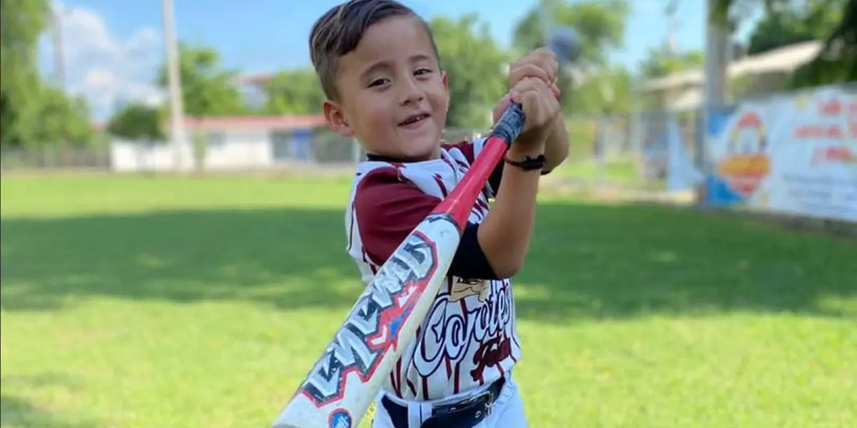 Desde muy pequeña edad, Chepe Calderón destaca en el mundo del deporte rey. Es un beisbolista orgullo de Navolato. Foto: Cortesía.